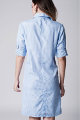 Blau-weiß gestreiftes Hemdkleid von Q2 - Rückenansicht