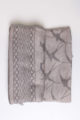 Taupe brauner Damen Schal gefranst & gemustert aus Viskose von Fanli - Detailansicht