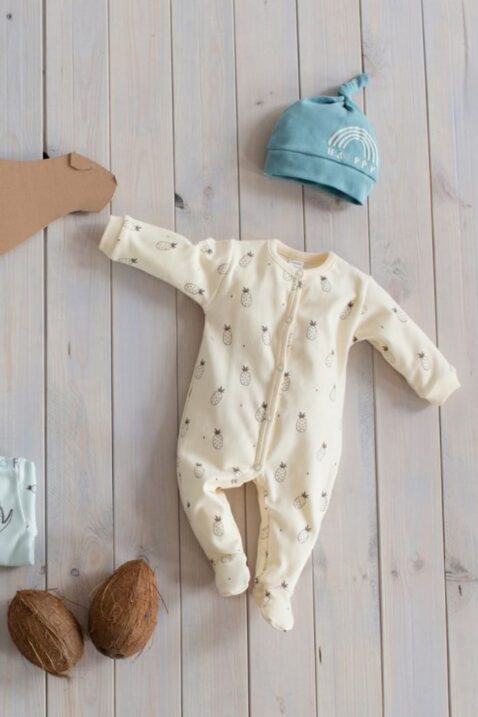 Set gelber Baby Schlafoverall mit Füßen & Ananas Motiven, Mütze türkis für Jungen & Mädchen - Schlafanzug & Strampelanzug Overall einteilig von Pinokio - Inspiration Lookbook