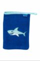 Blaues Kinder Babyset aus Frottee Waschlappen & Kapuzenbadetuch mit Haifischen OEKO-TEX als Babygeschenk für Jungen zur Geburt von Playshoes - Vorderansicht Waschhandschuh