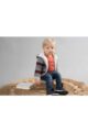 Baby Junge trägt graue warme Babyjacke mit Kapuze gefüttert im Streifen Look für Herbst & Winter - Jungen Kinder Pullover Kapuzenpullover von Dirkje - Babyfoto Kinderfoto