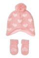 Baby Kinder Mädchen rosa Winter Set zweiteilig Allover Mütze gestrickt mit Herzen Motiv + Strick Handschuhe - Warme Outdoor Kombi von MINOTI - Vorderansicht