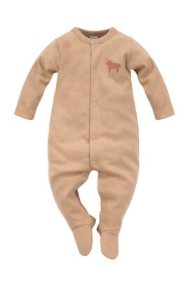 Baby Baumwoll Schlafoverall in Karamell-Braun mit Füßen + Pony Print für Mädchen und Jungen - hellbrauner Kinder Sleepsuit mit Druckknöpfen von PINOKIO - Vorderansicht