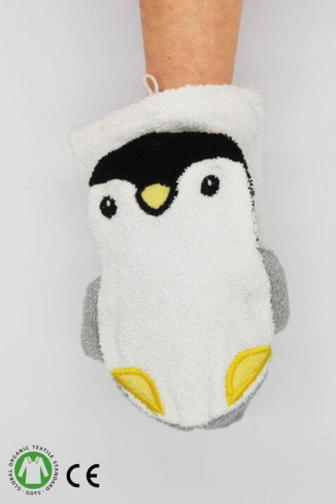Weißer Baby & Kinder Waschlappen für Erwachsene aus Bio Baumwolle mit Pinguin Tiermotiv 17x23 cm groß von FÜRNIS - Detailansicht Frottee Waschtier in Tierform GOTS Handmade