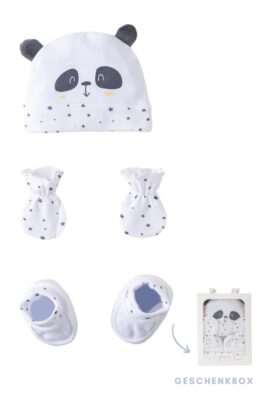 Baby 3-teiliges Neugeborenen Set Panda - Mütze mit Ohren, Fäustlinge Handschuhe & Schlupfschuhe Neugeborenenschuhe mit Sterne gemustert in Geschenkbox von NEWNESS AMOMI - Vorderansicht weißes 3er Erstlingsset aus Baumwolle