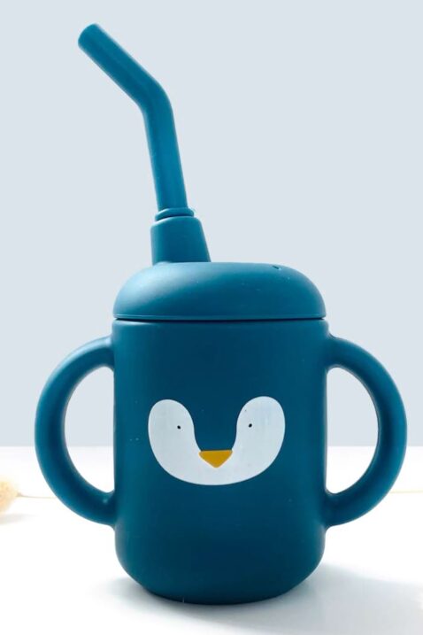 Babybecher Trainingsbecher mit Strohhalm & PINGUIN in Marineblau navy 120 ml von Les Petits Citrons - Vorderansicht Tier Trinklernbecher Fütterungsbecher mit abnehmbarem Deckel & Henkel Silikon