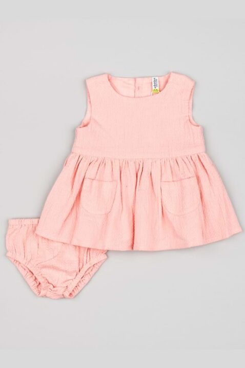Baby & Kleinkinder Musselin 2er-Set aus ärmellosem Kleid mit Trägern, Fronttaschen & Unterrock - Windelhose Bloomer kurz in Hellrosa von Losan - Vorderansicht kurzes 2-teiliges Mädchen kurzes Musselinkleid Sommerset