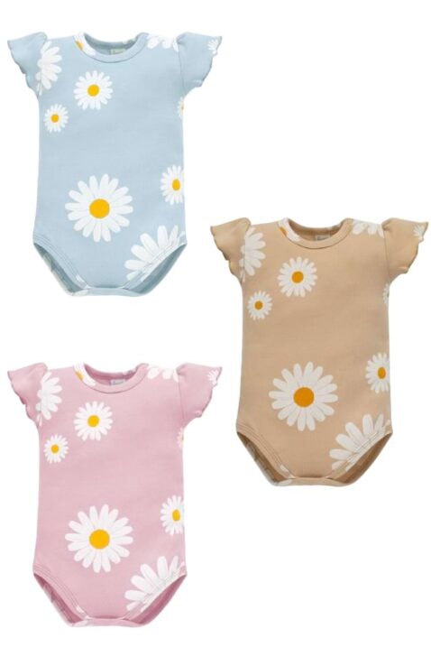 Beiger, hellrosa & hellblauer Body kurzarm mit Gänseblümchen Motive & Rüschenärmel für den Sommer von PINOKIO - Vorderansicht aller drei Mädchenbodys Kurzarmbodys für Babys & Kleinkinder