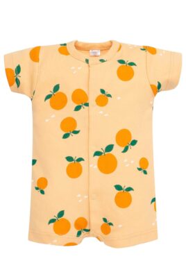 Orange gelber kurzer Strampler Babyspieler mit Orangen Motive & Knopfleiste für Jungen & Mädchen von PINOKIO - Vorderansicht Sommer Kurzoverall Jumpsuit mit kurzen Ärmeln & Füßen für Neugeborene & Babys