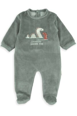 Khaki grüner Rundhals Nicki Schlafoverall mit Füßen & Dinos in feiner Rippstruktur & samtiger Velours-Optik für Jungen & Mädchen von BABYBOL - Vorderansicht langarm Einteiler Schlafstrampler mit Fuß & Schlupfeinstieg für Babys & Neugeborene